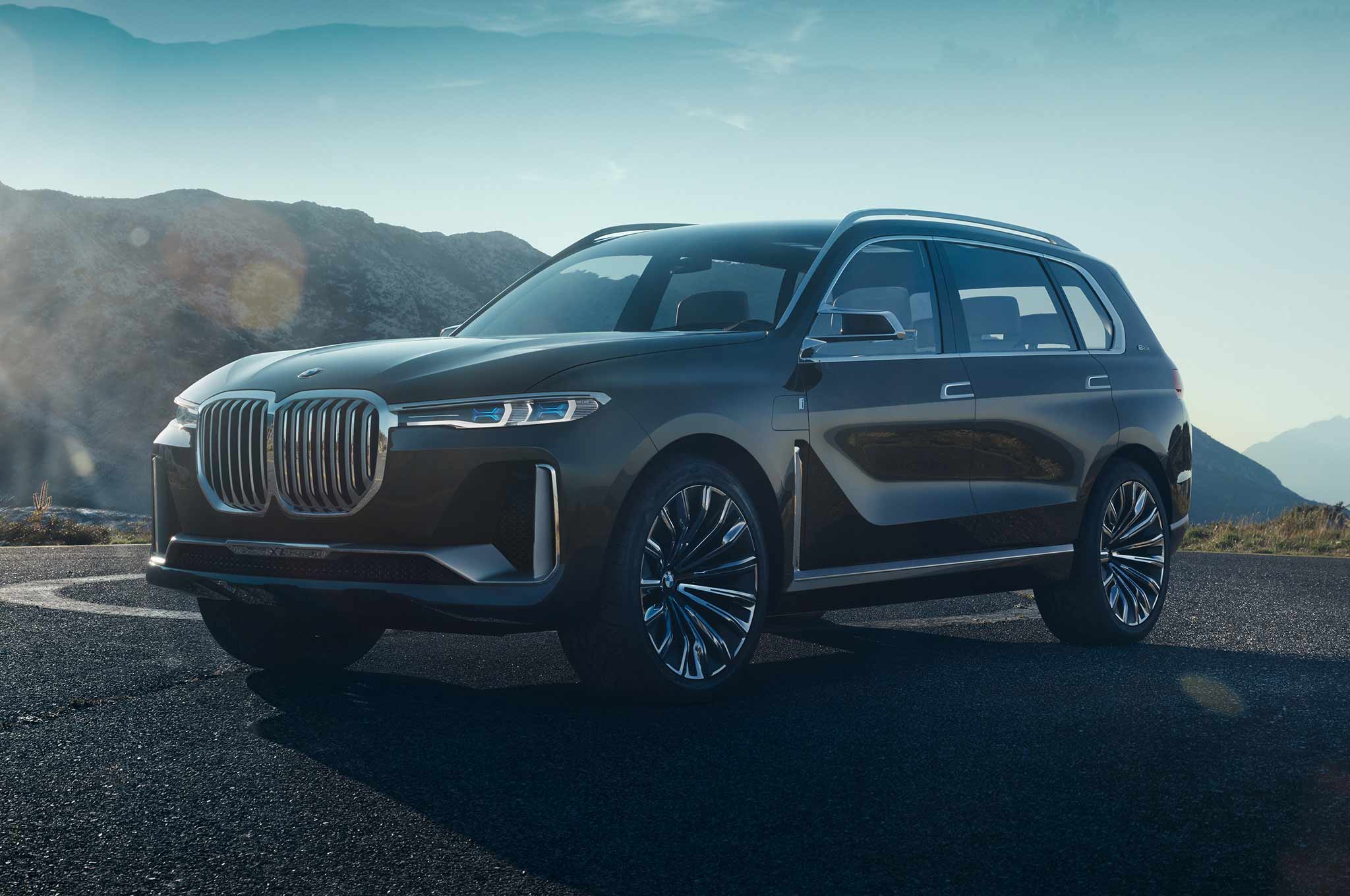 The New BMW X7 is Here.