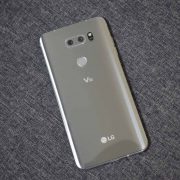 Smartphone SpotLight: LG V30