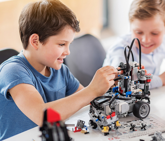 The Robotics Kit Roundup for Students