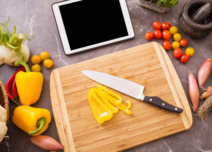 Are You Hungry? Check Out Our Favorite Recipe Apps!