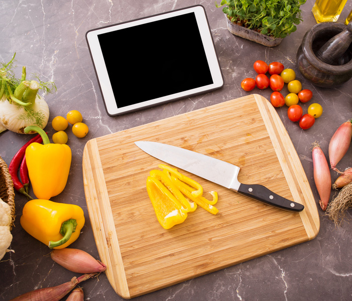 Are You Hungry? Check Out Our Favorite Recipe Apps!