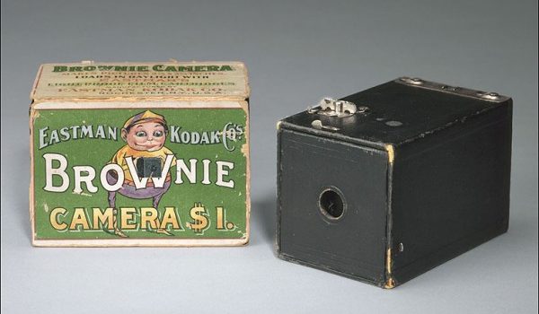 Tech Throwback: Kodak Brownie Camera