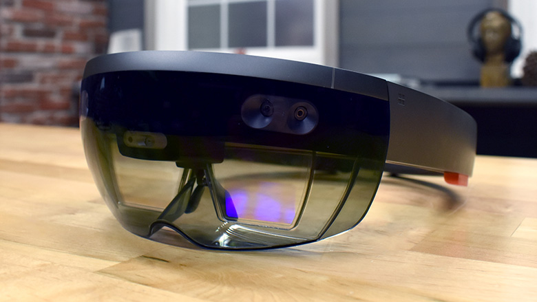 Microsoft HoloLens 2 slated for 2019 release