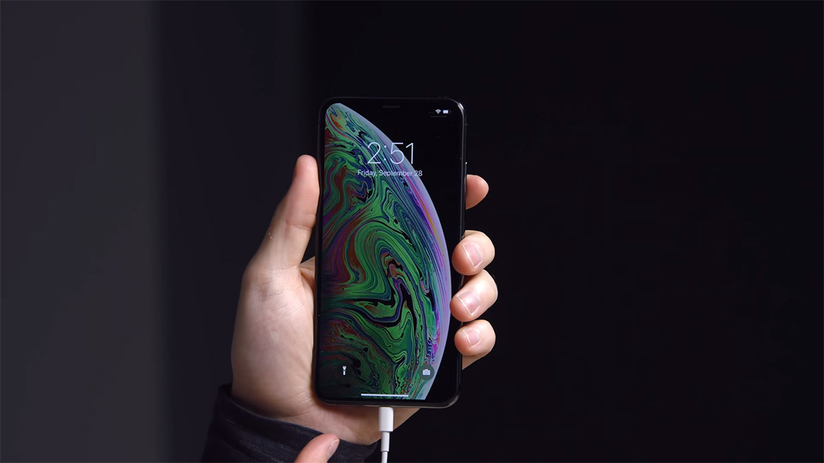 The Fix and Update to the iPhone XS Charging Issue