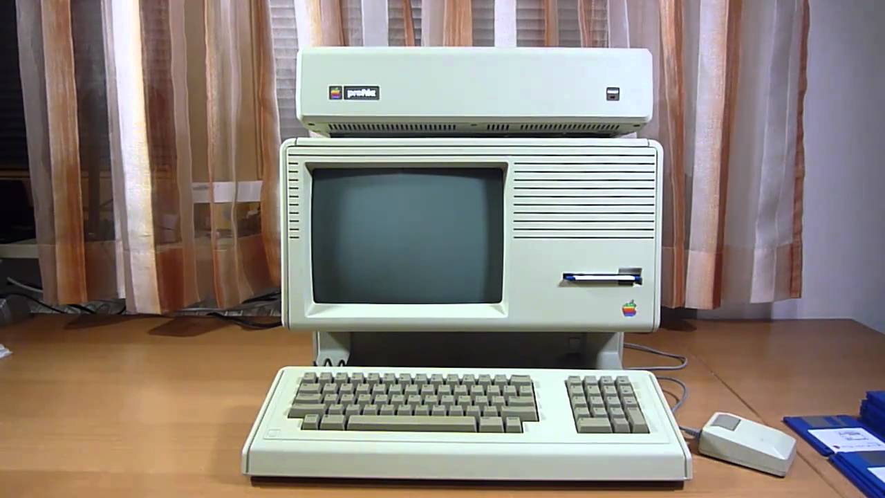 Tech Throwback: The Apple Lisa