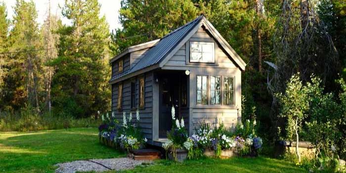 You Won’t Believe Which City is the Best for Visiting a Tiny House