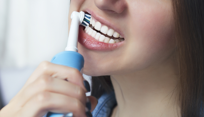 Which is Better: An Electric Toothbrush, or Manual?