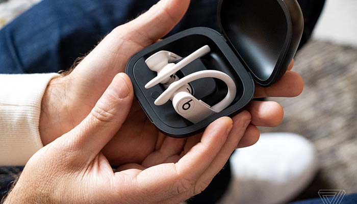 PowerBeats Pro Review: An Alternative to AirPods?