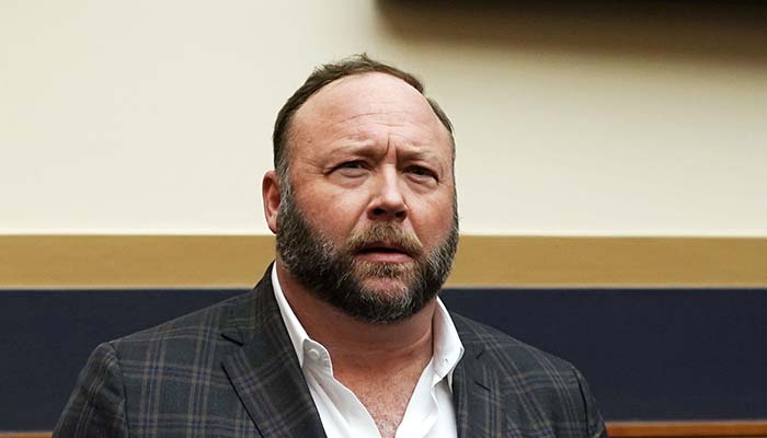 Alex Jones, Milo Yiannoupolis, Others, Banned from Facebook, Instagram