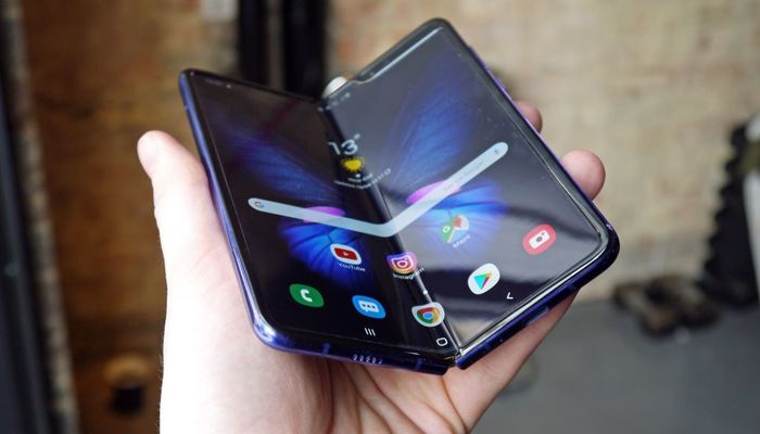Foldable Phone Support Coming to Android Q