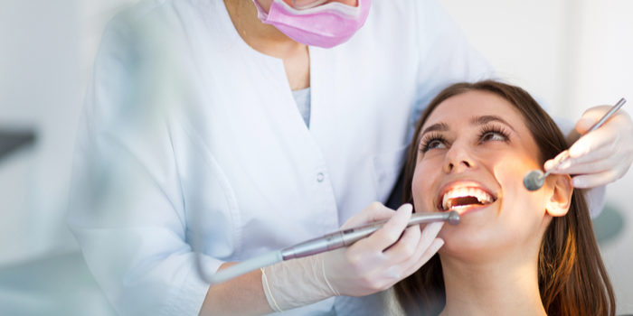 How to Choose the Right Dentist