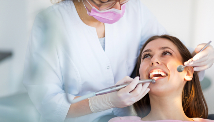 How to Choose the Right Dentist