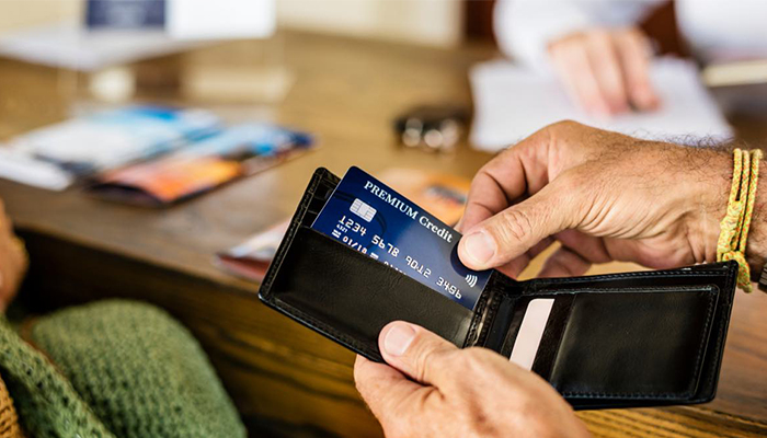 Learn How to Cash in on Amazing Rewards From These 4 Credit Cards