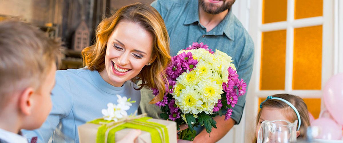 The Most Popular Mother’s Day Gifts You NEVER Thought to Buy